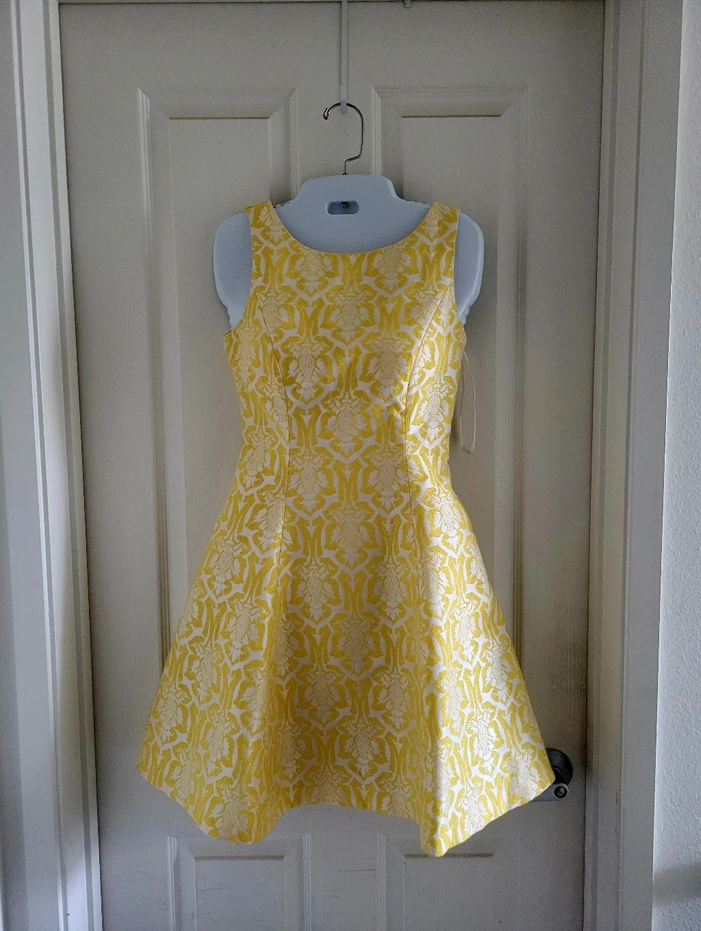 ✨️HP✨️Minuet | Yellow/White Damask Sleeveless Brocade Fit & Flare Dress (SIZE S) - Picture 15 of 15